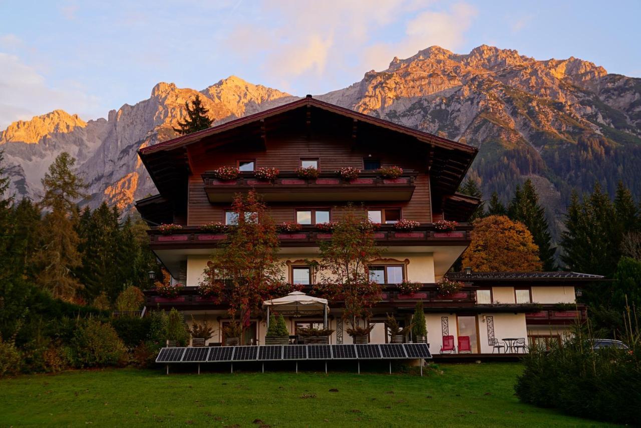 Pension Dachsteinhof Ramsau am Dachstein Exterior photo