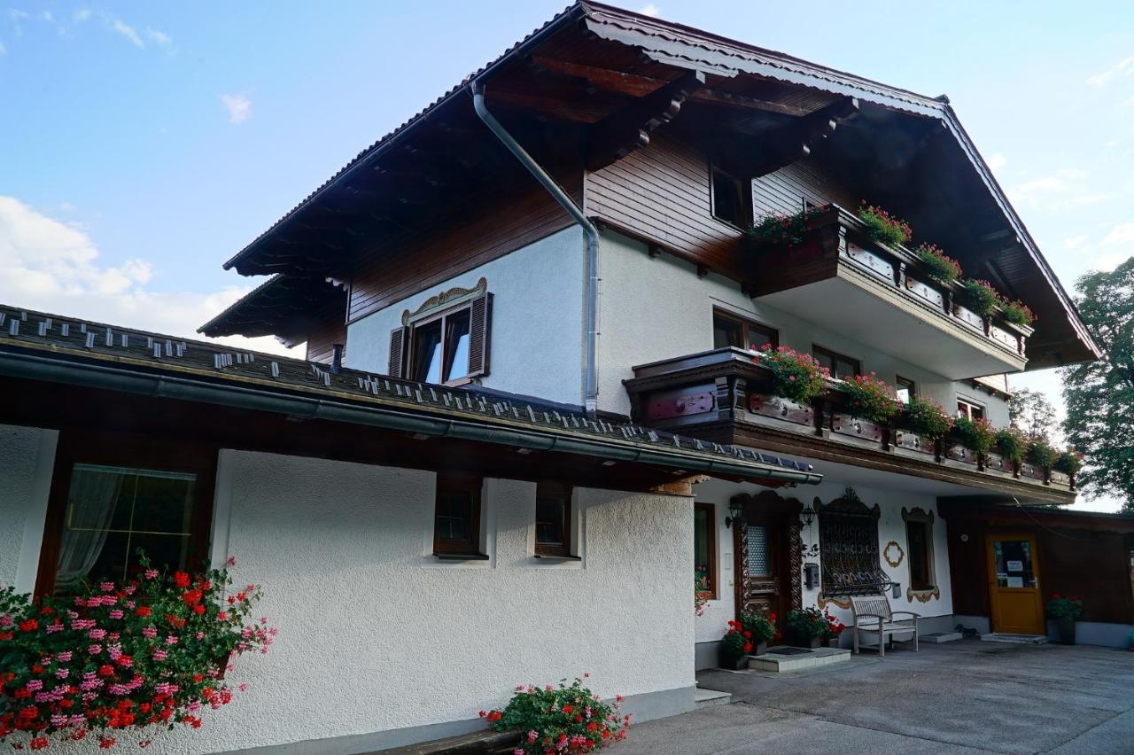 Pension Dachsteinhof Ramsau am Dachstein Exterior photo